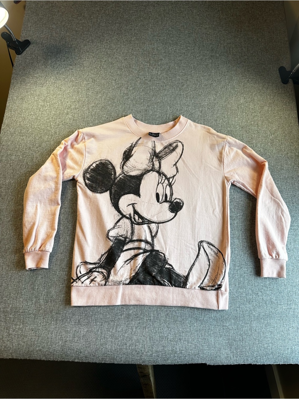 Disney Minnie Mouse Pink Graphic Sweatshirt Womens Small